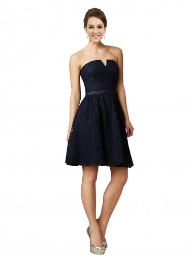 Bleu marine foncé Trapèze Col V Dentelle Courte Robes demoiselle d'honneur / Robes de cocktail Pas Cher