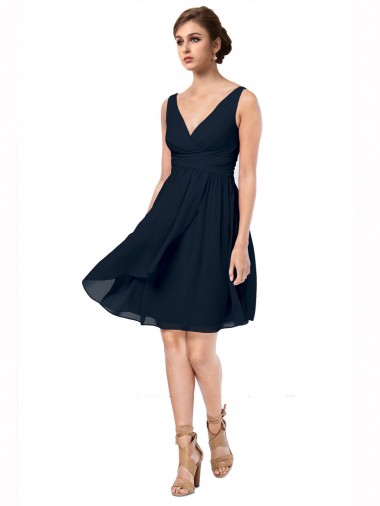 Bleu marine foncé Trapèze Col V Mousseline Courte Robes demoiselle d'honneur / Robes de cocktail Pas Cher