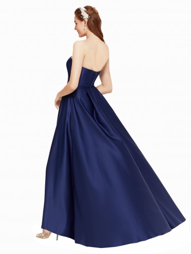 Bleu marine foncé Trapèze Sans bretelle Satiné Longue Asymétrique Formelles Robes demoiselle d'honneur / Robes de soirée / Robes de bal