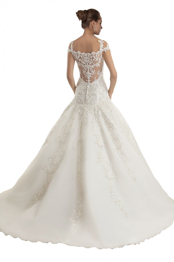 Ivoire Sirène Épaule Dénudée Balayage train Tulle Dentelle Robes de mariée Pas Cher