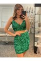Shamrock Vert Fourreau Col V Courte Paillettes Velours Courte Robes de bal Pas Cher