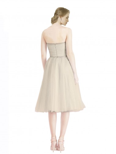 Trapèze Sans bretelle Tulle Courte Robes demoiselle d'honneur / Robes de cocktail