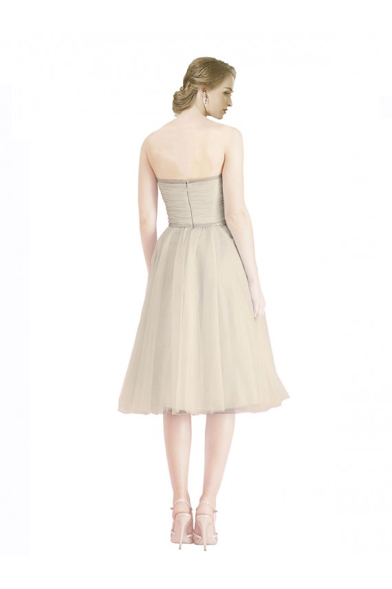 Trapèze Sans bretelle Tulle Courte Robes demoiselle d'honneur / Robes de cocktail Pas Cher