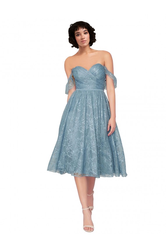 Trapèze Épaule Dénudée Dentelle Courte Robes demoiselle d'honneur / Robes de cocktail Pas Cher
